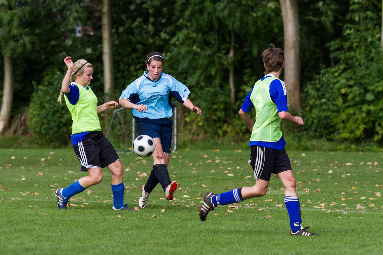 Bild 254 - Frauen SV Neuenbrook/Rethwisch - SG Ratekau Strand 08 : Ergebnis: 0:3